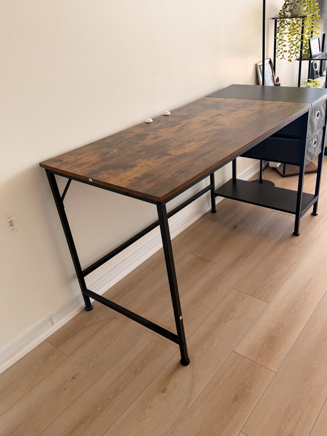 55 inch work desk with drawers - photo 2