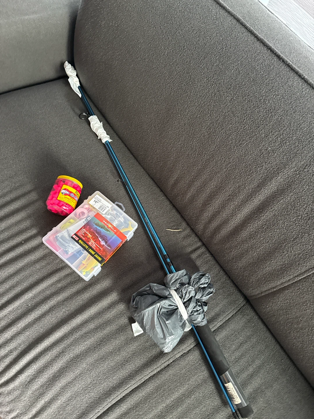 Redwolf Fishing Rod and Lure Kit