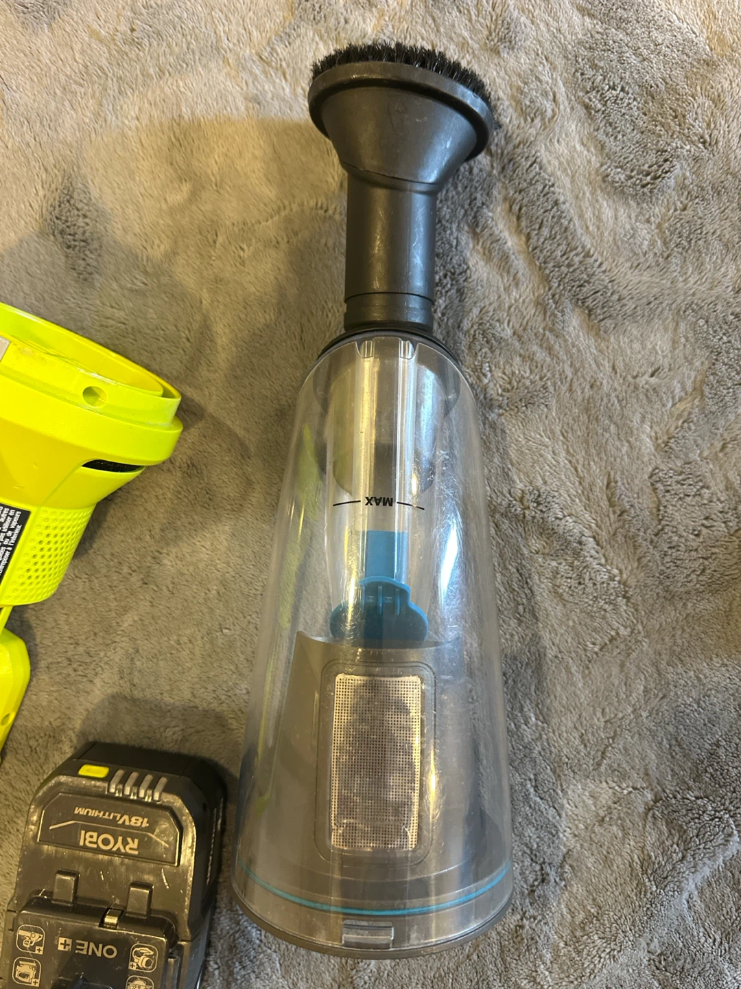 Ryobi ONE+ 18V Lithium-Ion Cordless Handheld Vacuum - photo 4