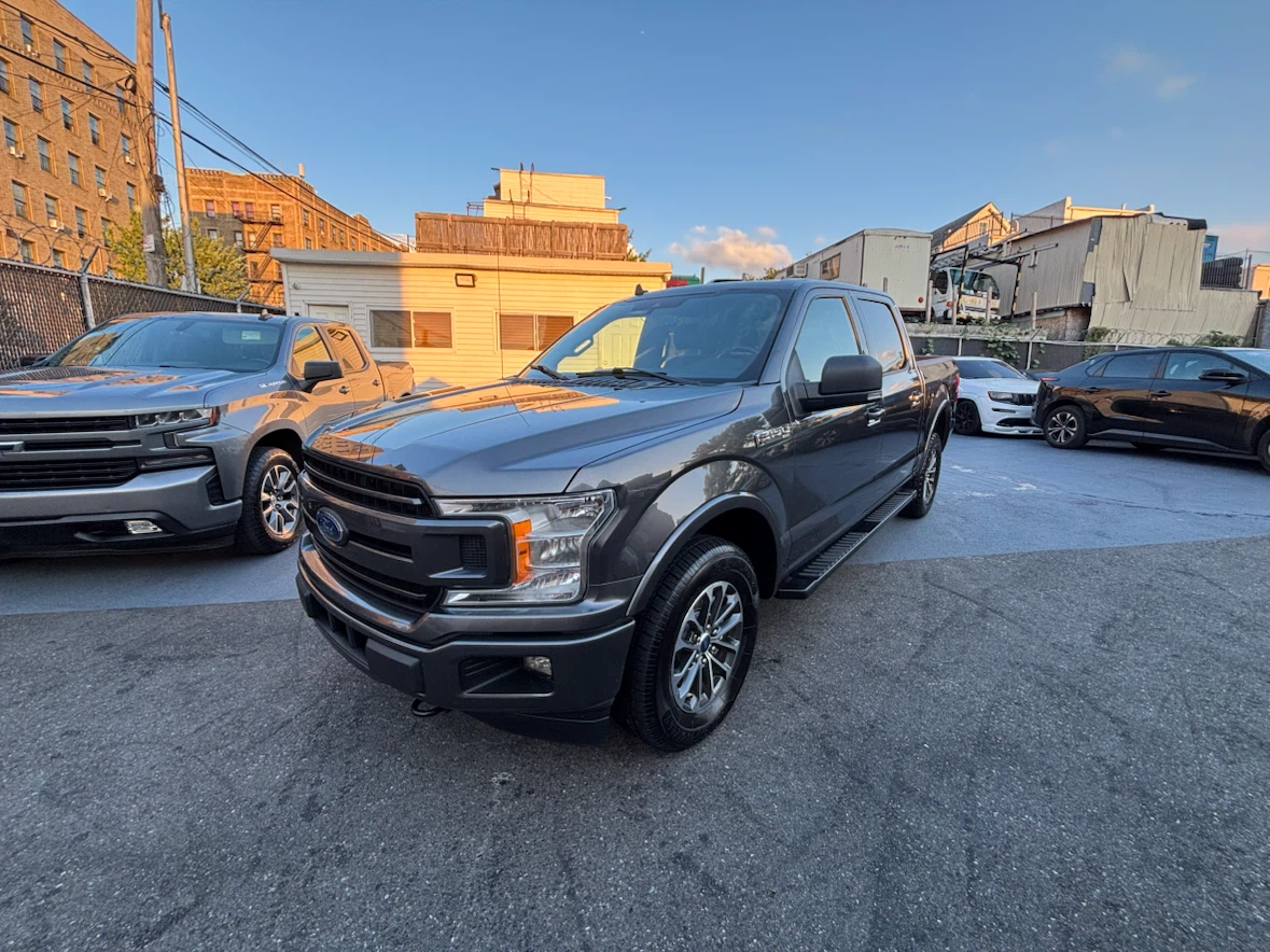 2020Ford F-150 Sport 4x4 - photo 2