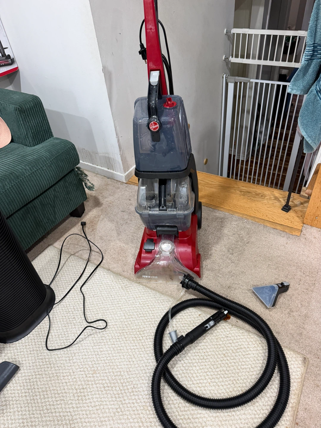 Hoover PowerScrub Carpet Cleaner