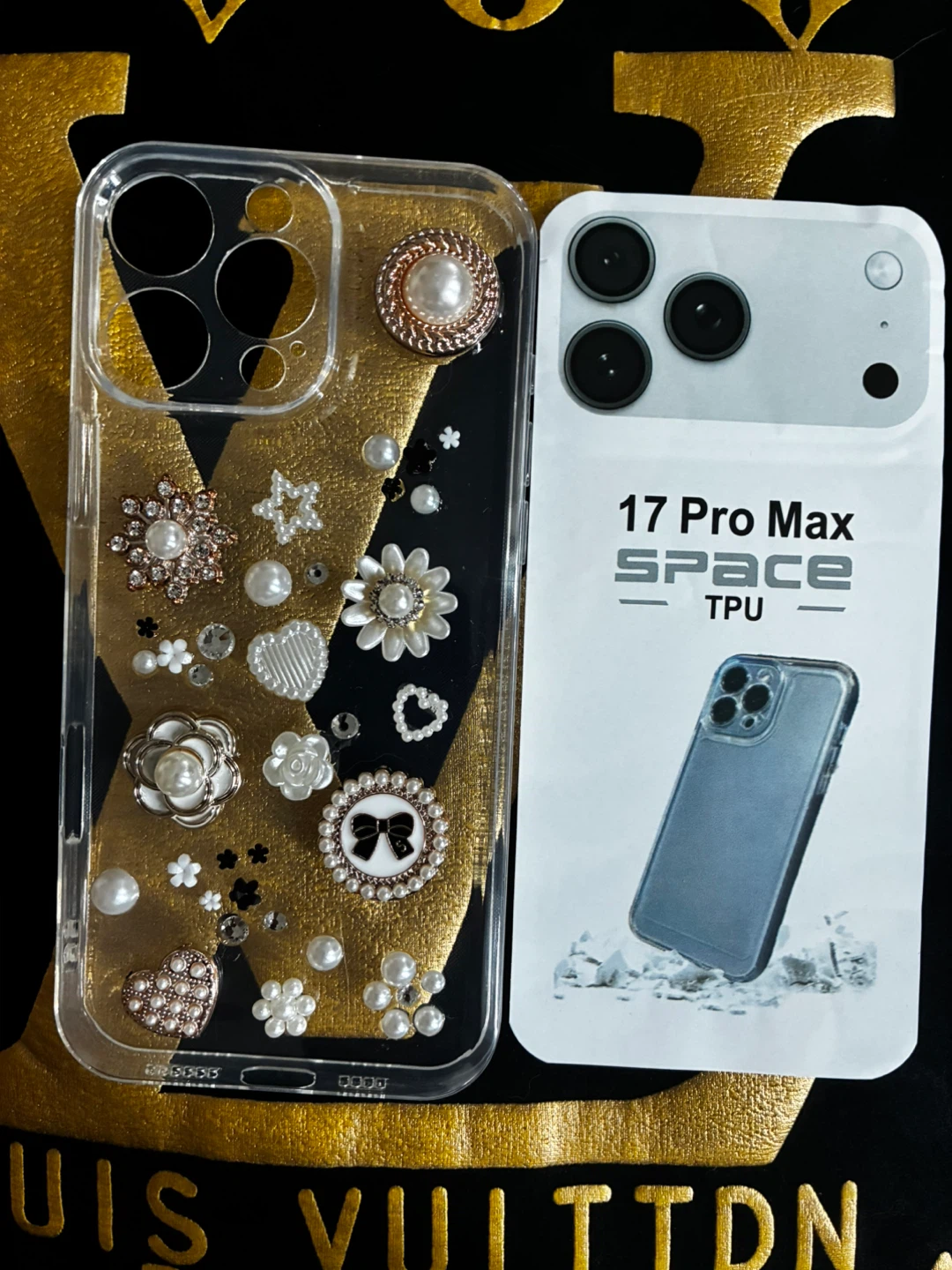 Charm phone case designs - photo 2