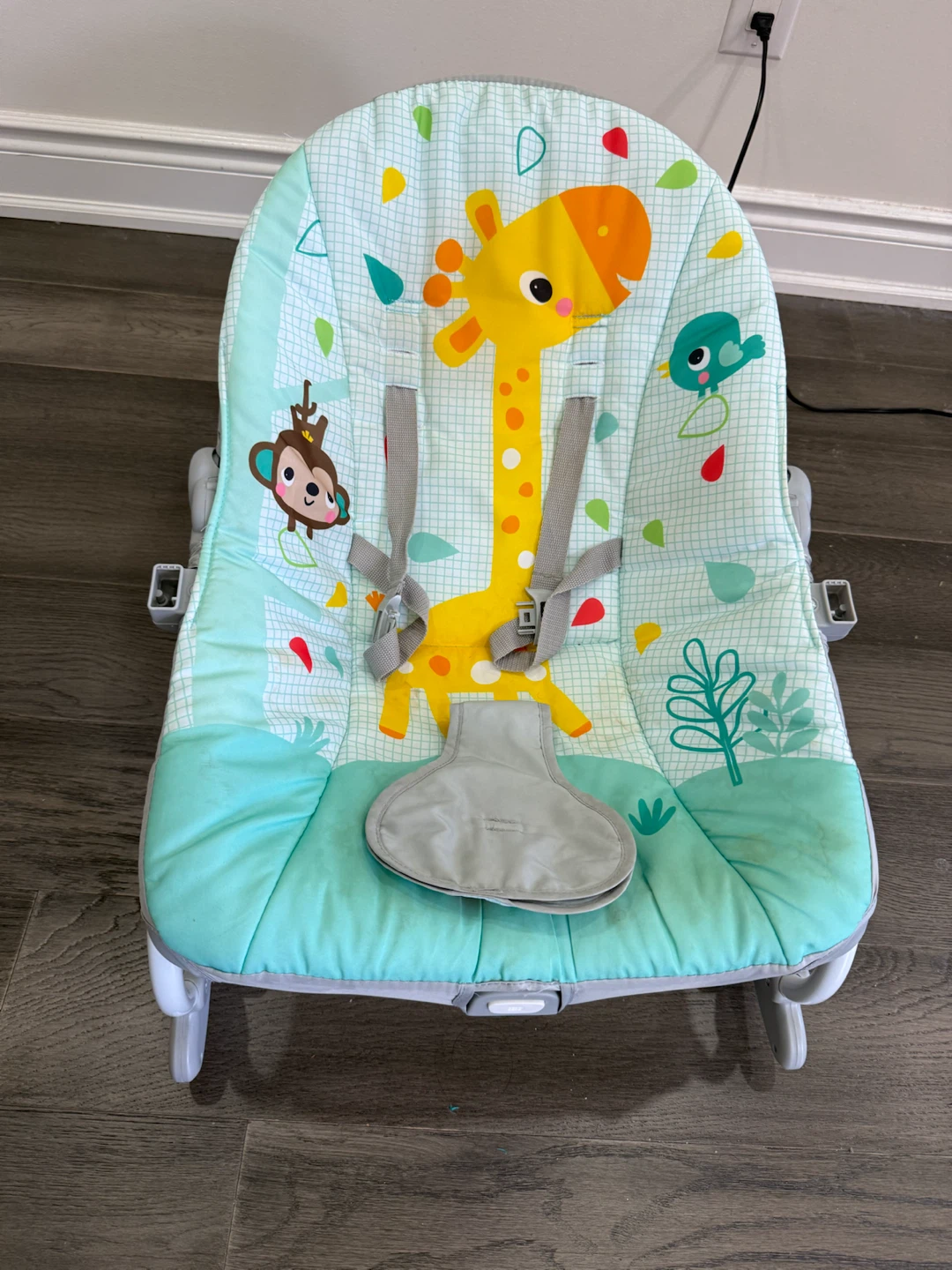 Baby Bouncer Chair with Giraffe and Monkey Print - photo 4
