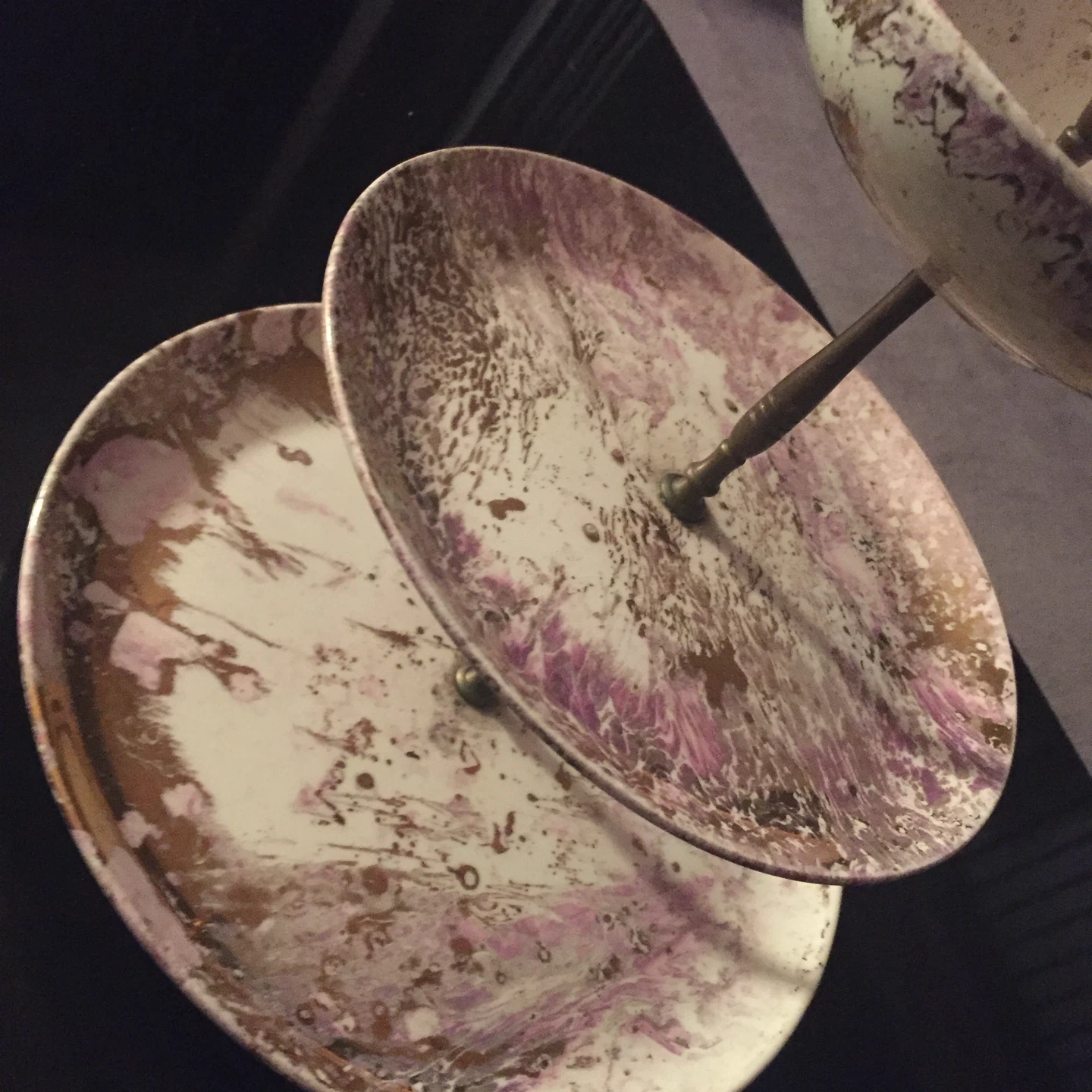 Vintage 3-Tiered hors d’oeuvres / candy dish