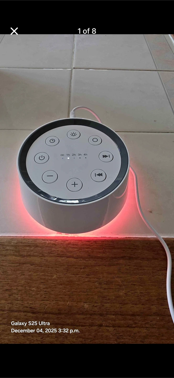 White Portable Sound Machine with Timer