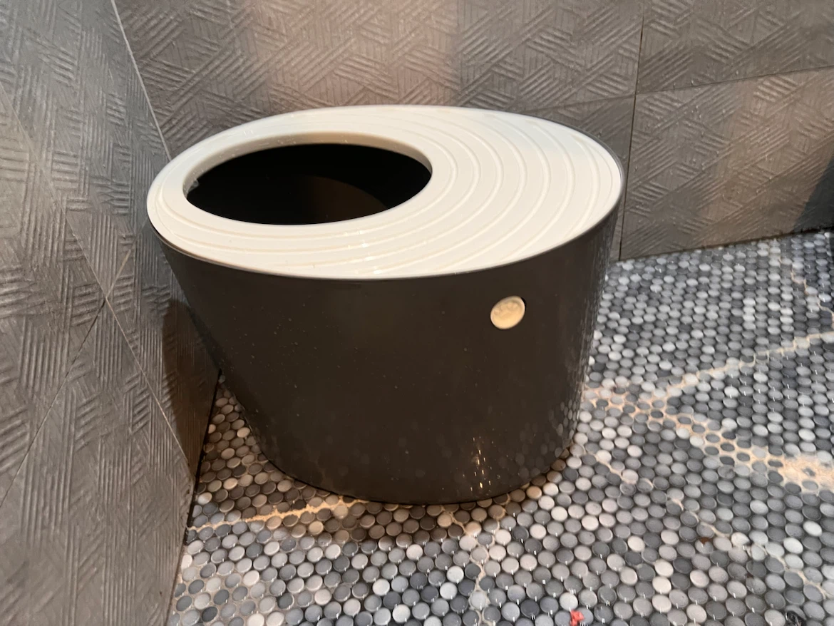 Modern Cat Litter Box - photo 2