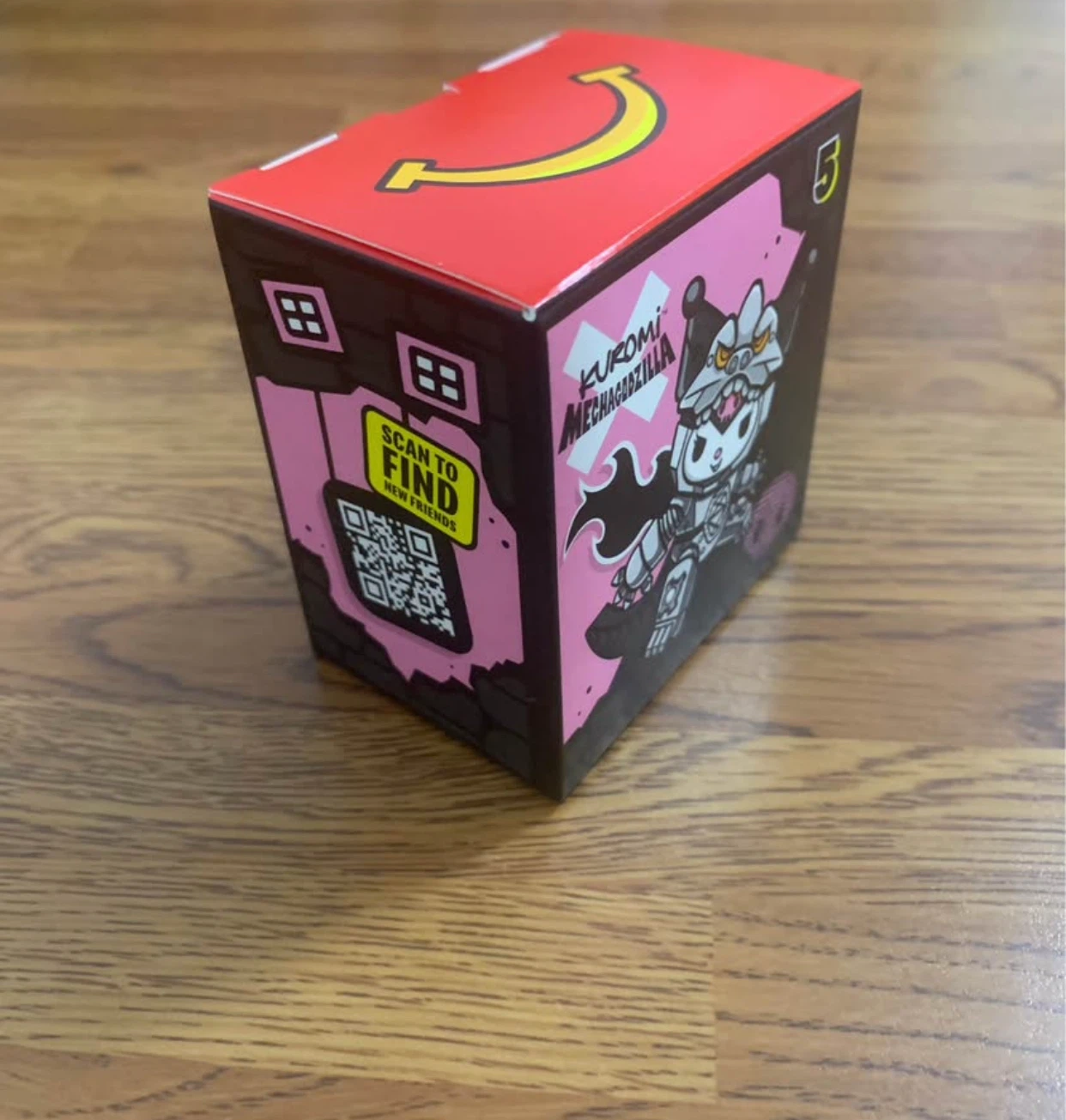 McDonald’s | Hello… Happy Meal Toy (Kuromi x Mechagodzilla) - photo 2