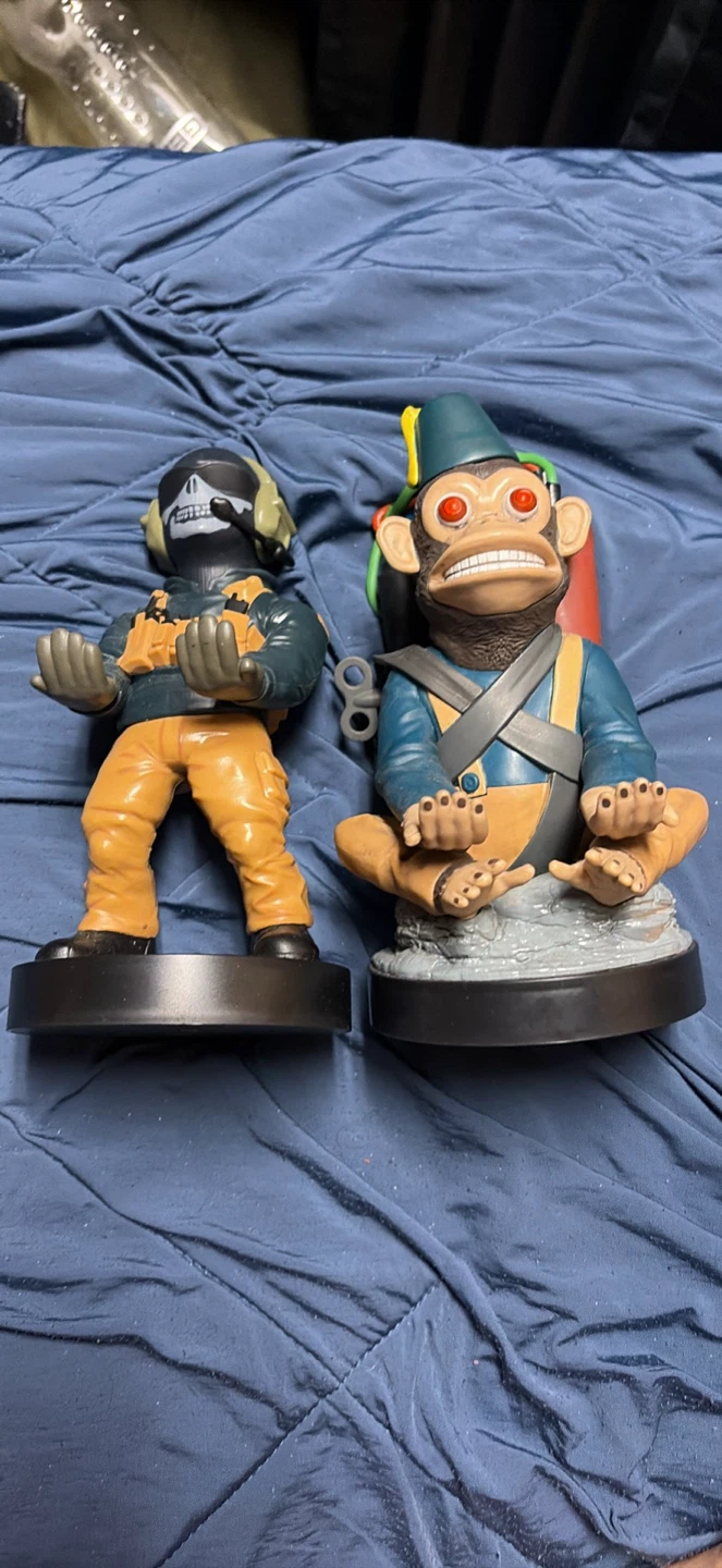 Call of Duty Ghost & Monkey bomb controller holders