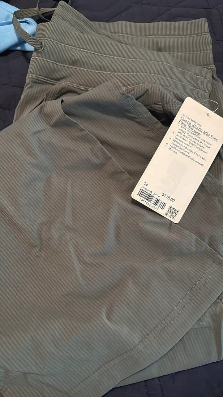 BNWT Lululemon Dance Studio Mid-Rise Pant Regular Size 14