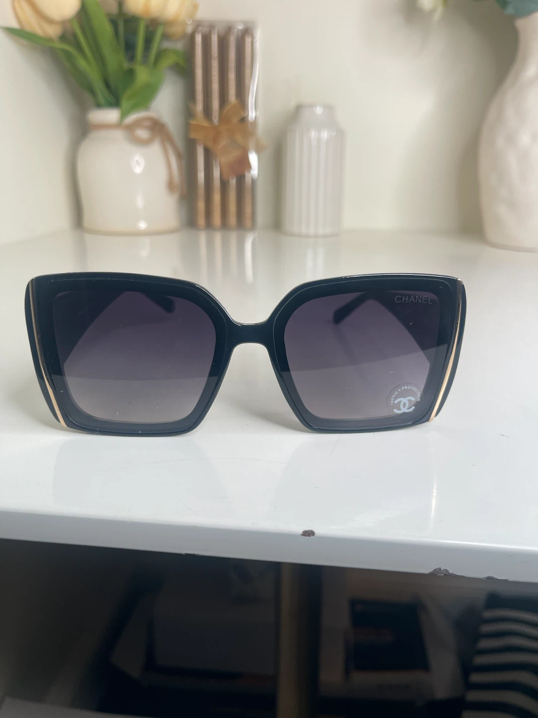 CHANEL Black Quilted Square Sunglasses - photo 4