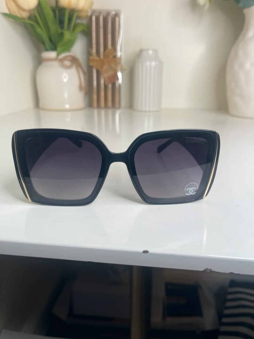 CHANEL Black Quilted Square Sunglasses - photo 4