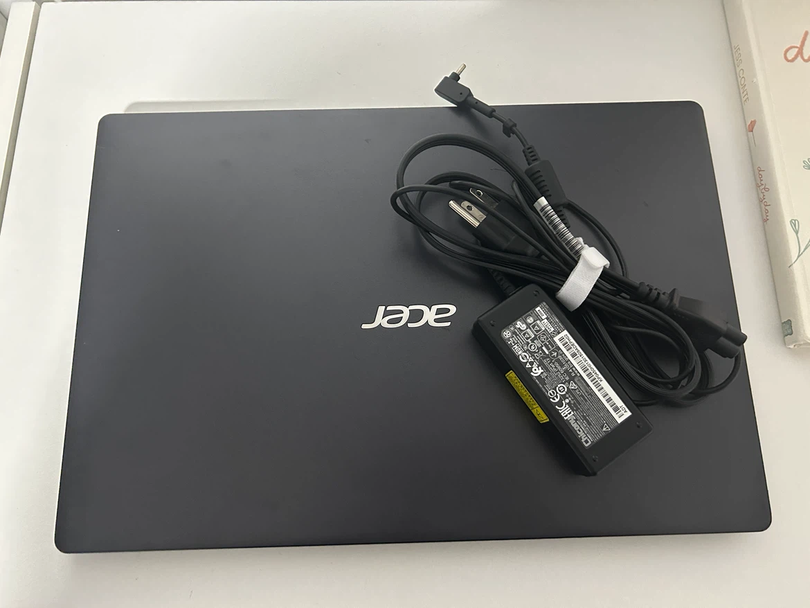 Acer laptop 8GB ddr4 and 120GB SSD - photo 4