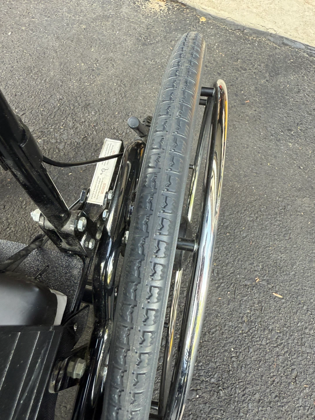 Electric Wheelchair with Headrest - photo 5