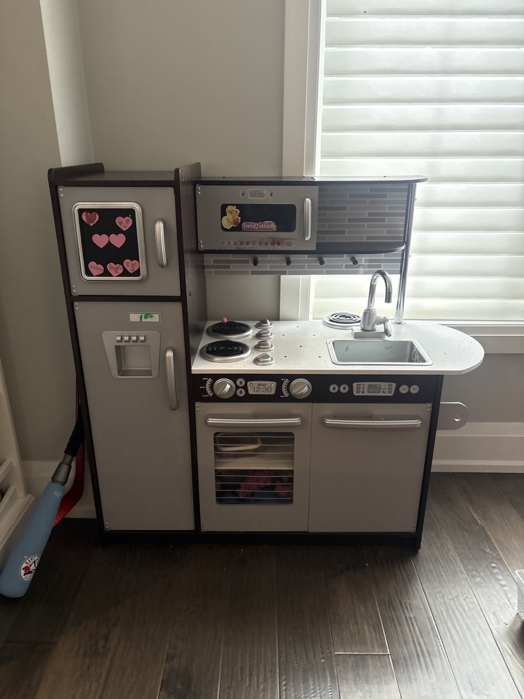 Kids Wooden Play Kitchen ❤️ NEED GONE TODAY ❤️