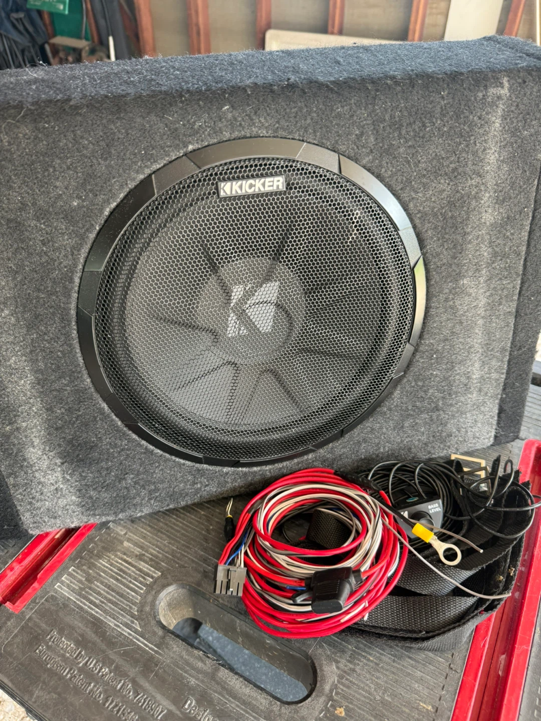 Kicker 10 inch bastion