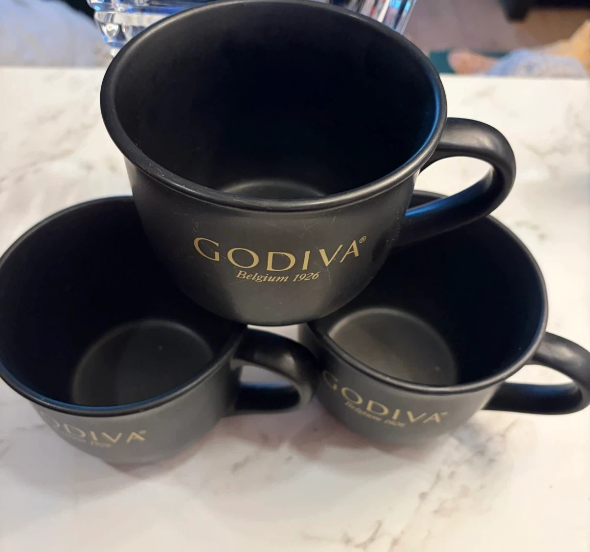 Godiva Belgium 1926 Black Mugs Set of 3 - photo 2