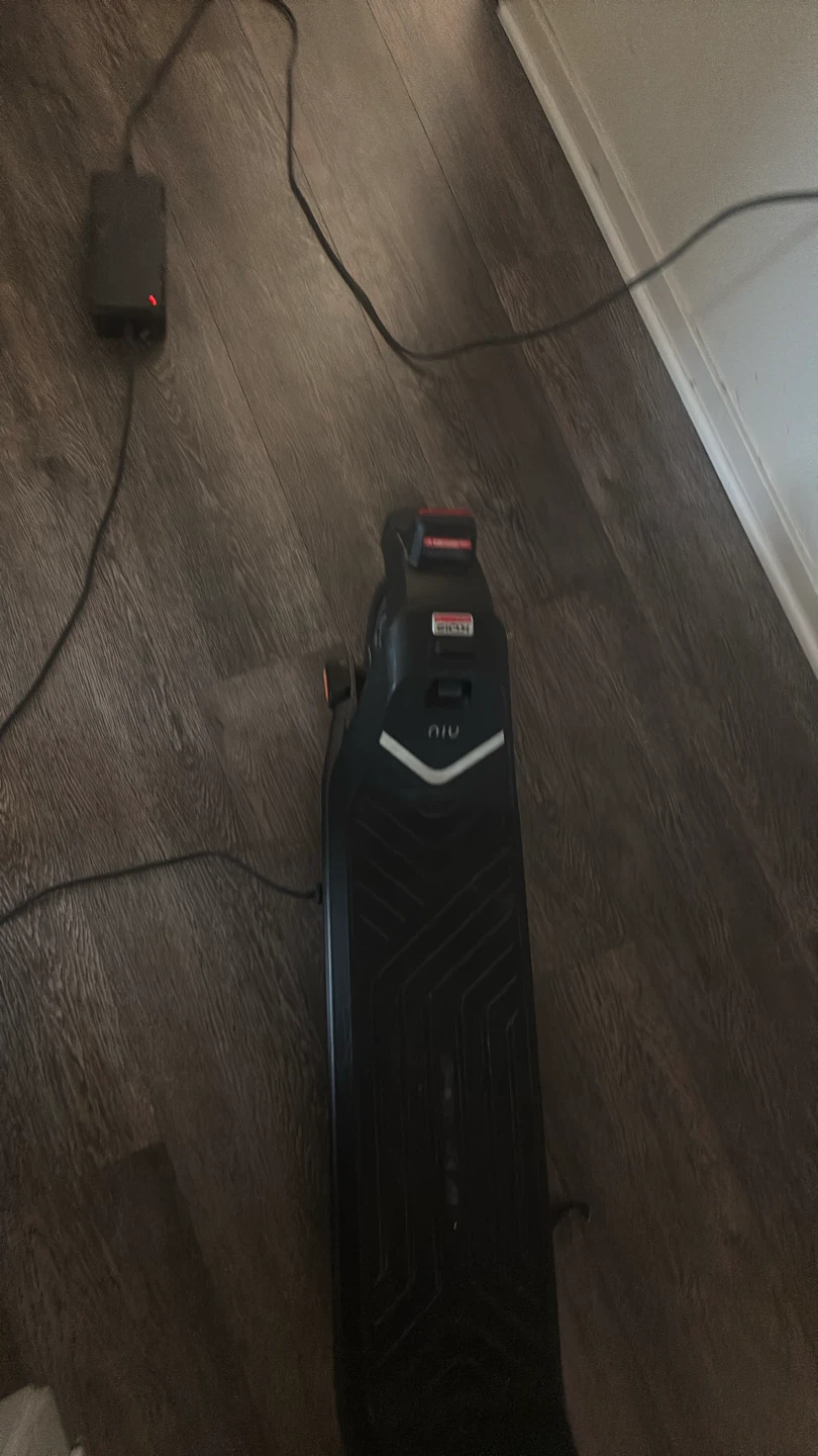 NIU KQi2 Pro Electric Scooter - photo 2