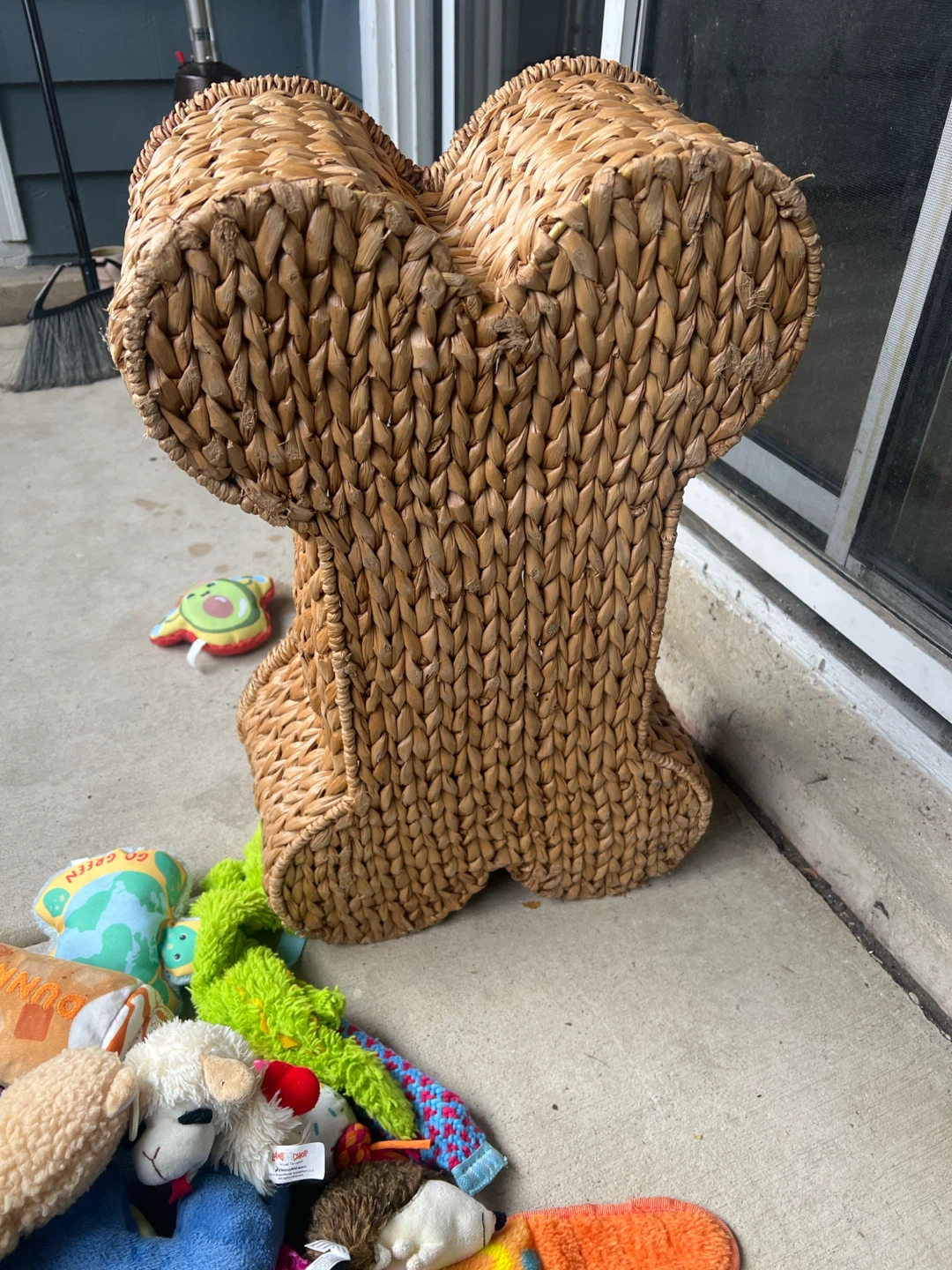 Woven Dog Bone Shaped Storage Basket - photo 3