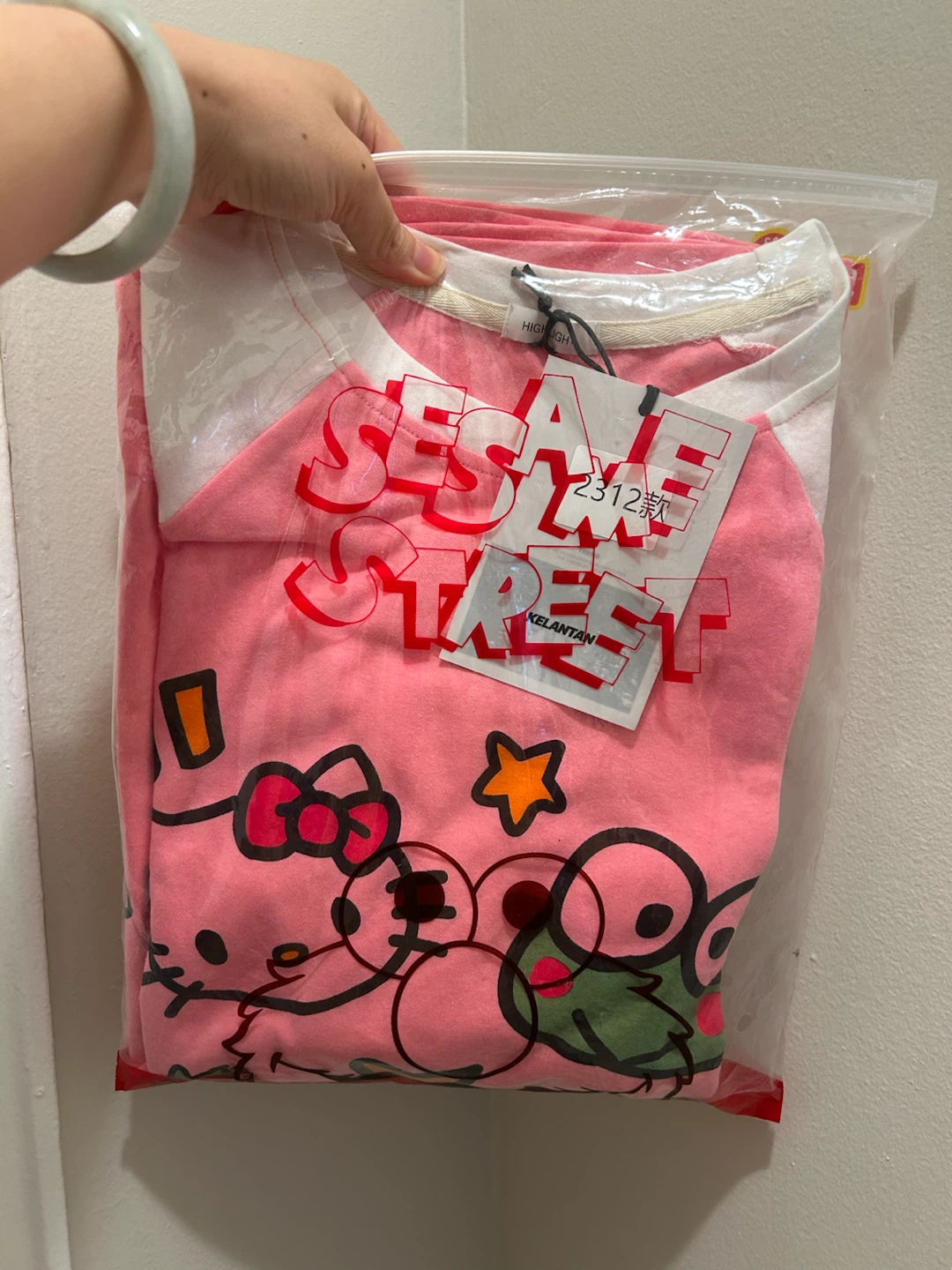 Brand New Pink & White Graphic Long Sleeve Top - photo 3