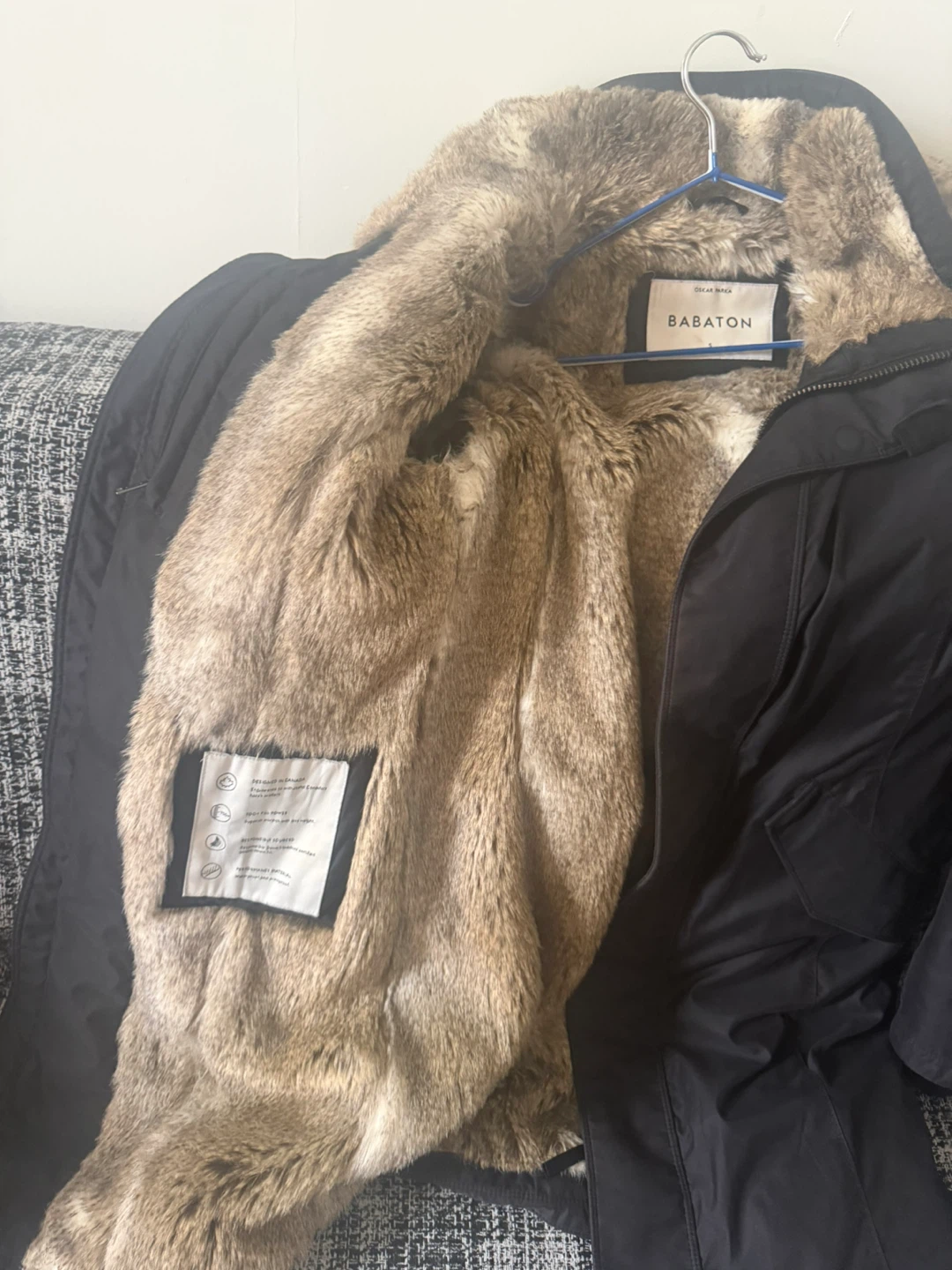 Babaton Black Parka with Faux Fur Lining - photo 4