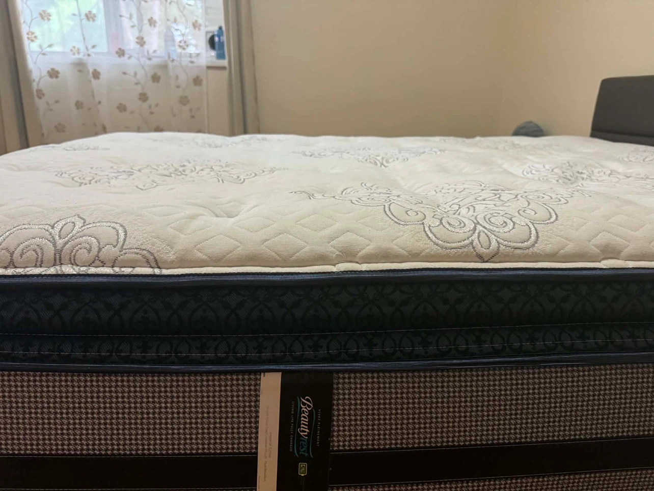 Queen size mattrasee - photo 2