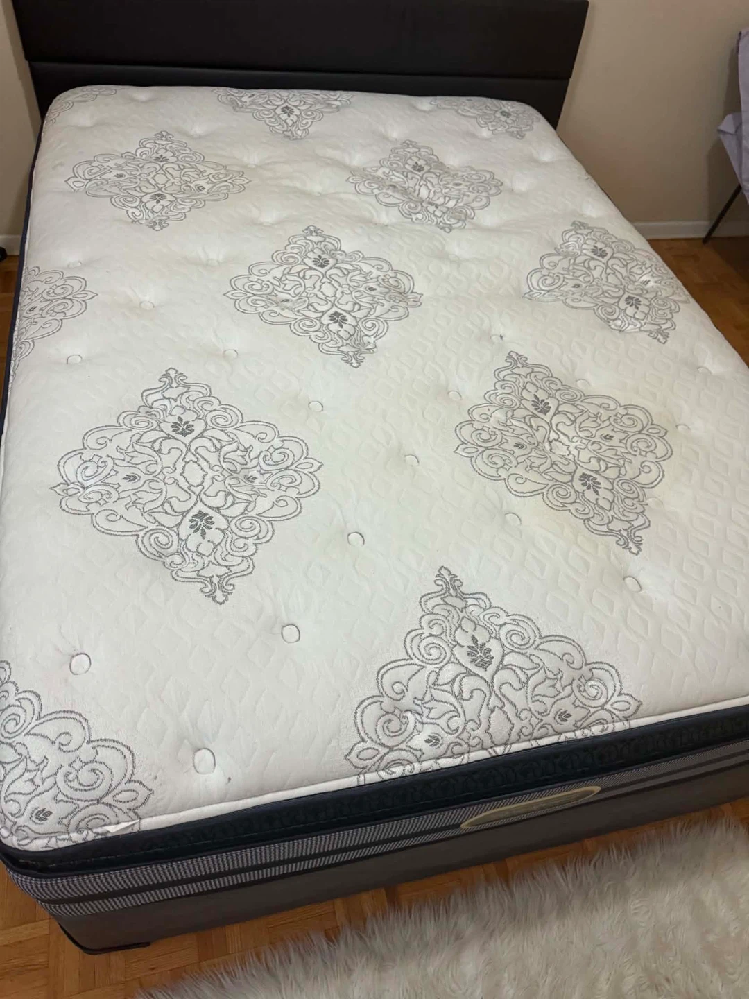 Queen size mattrasee - photo 3