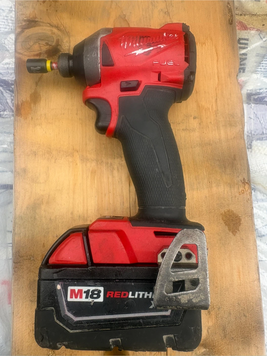 Milwaukee M18 FUEL Impact Driver - photo 2