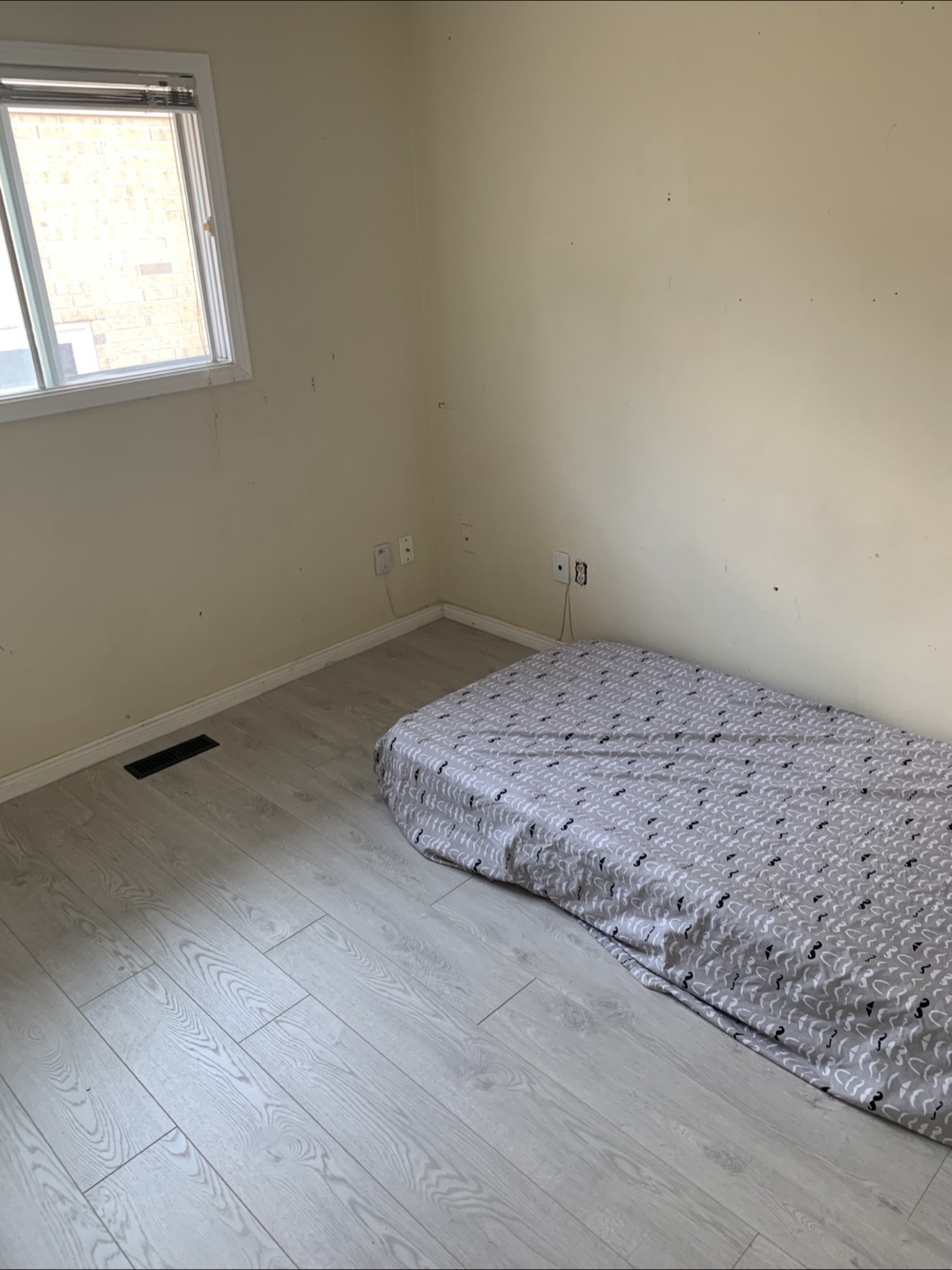 Upper Level Room Kennedy/Bovaird Move Today - photo 4
