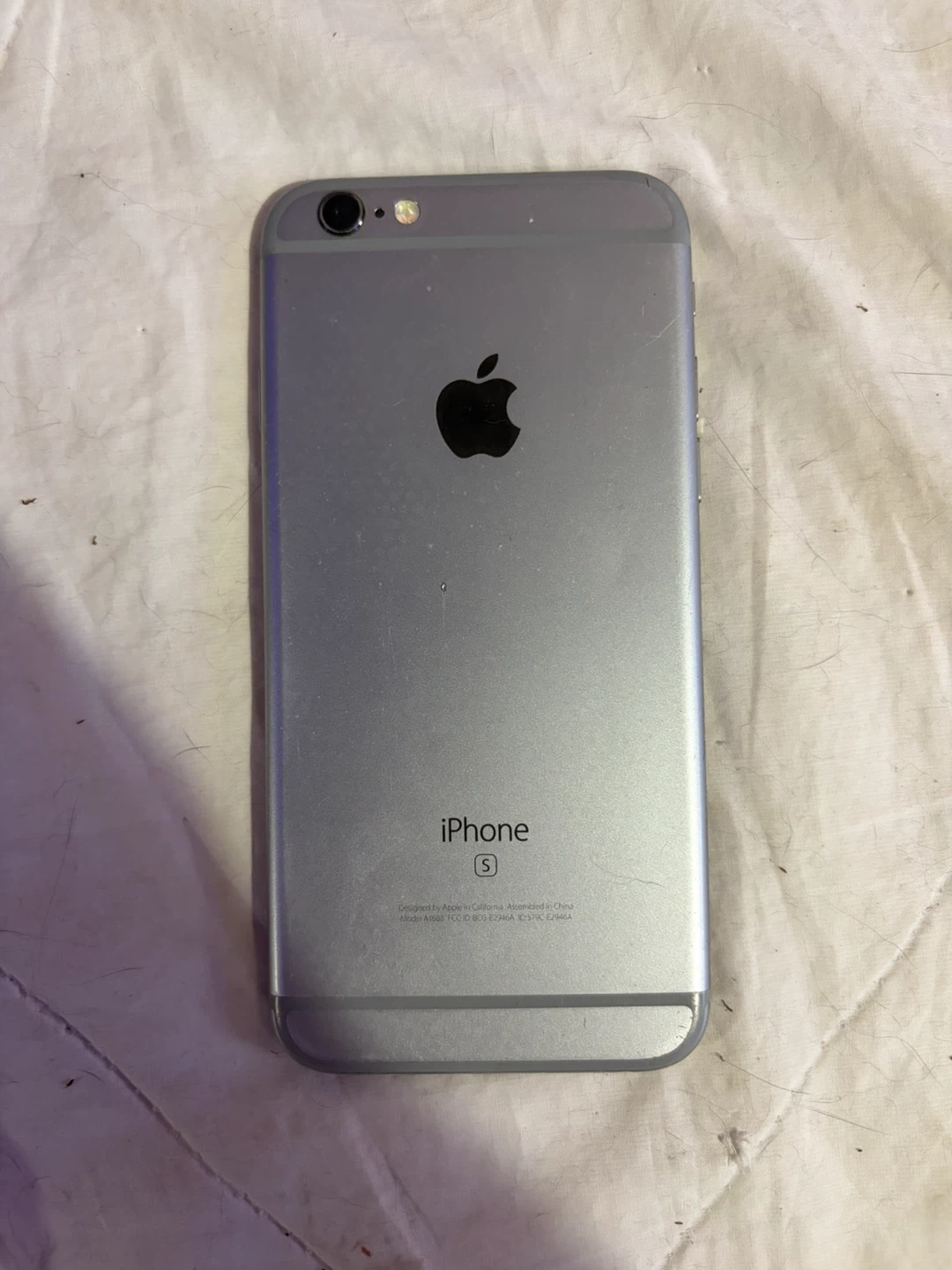 iPhone 6s - photo 2