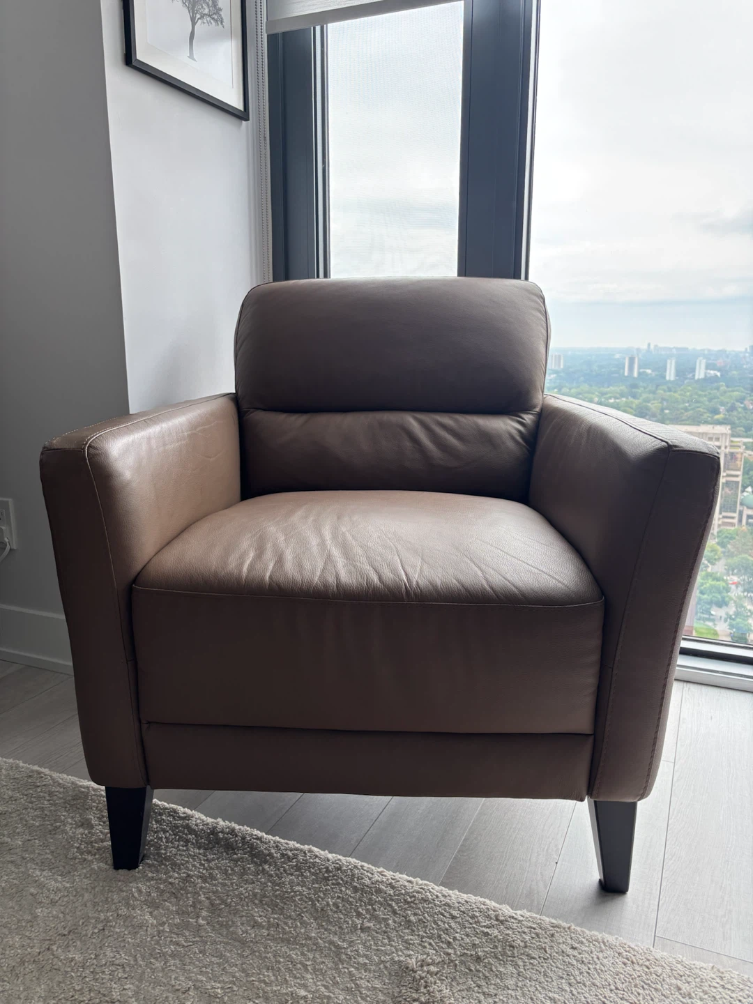 Real Leather Accent Chair from Hudson’s Bay - photo 4