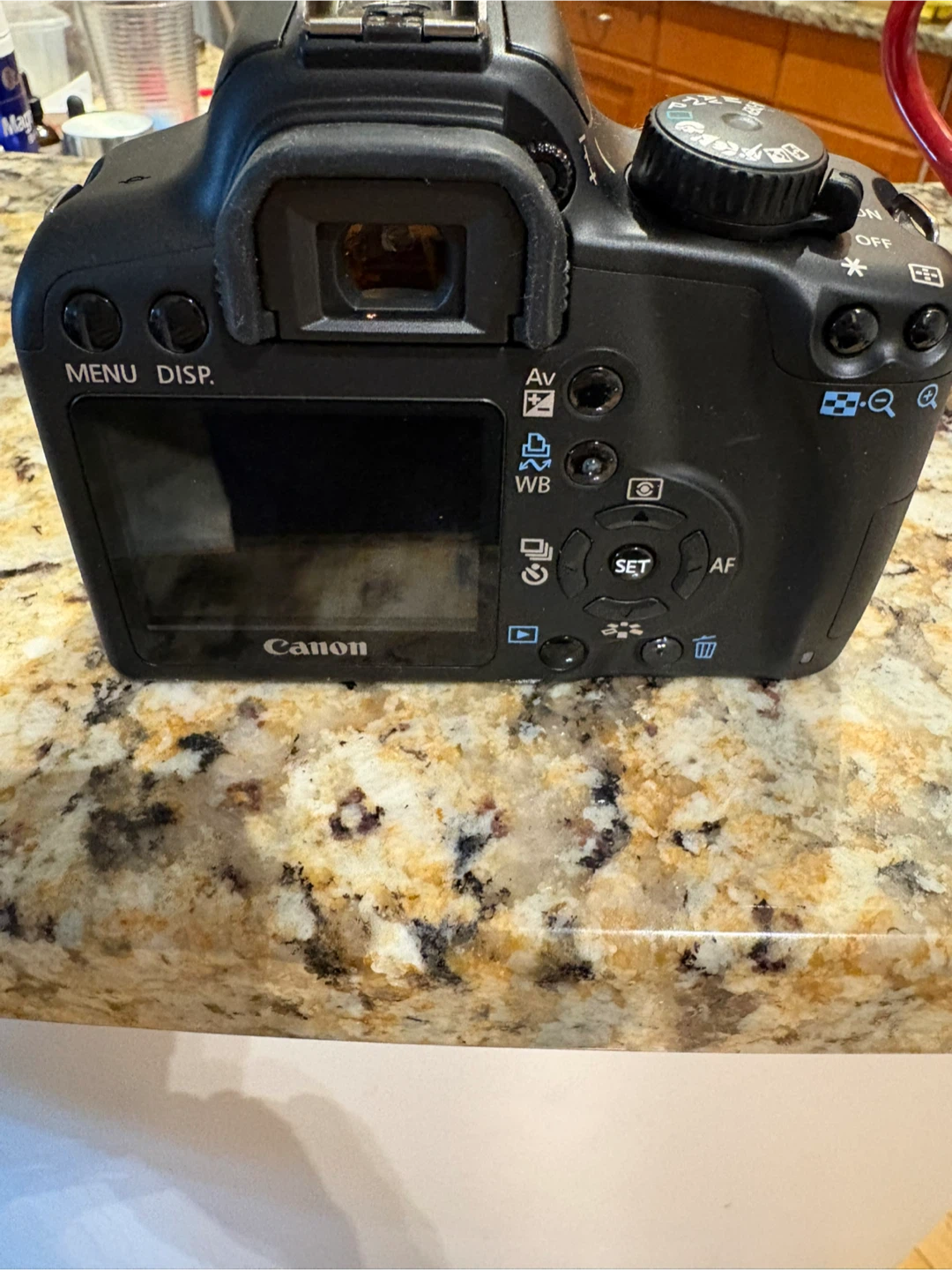 Canon EOS Rebel XS Digital Camera - photo 4