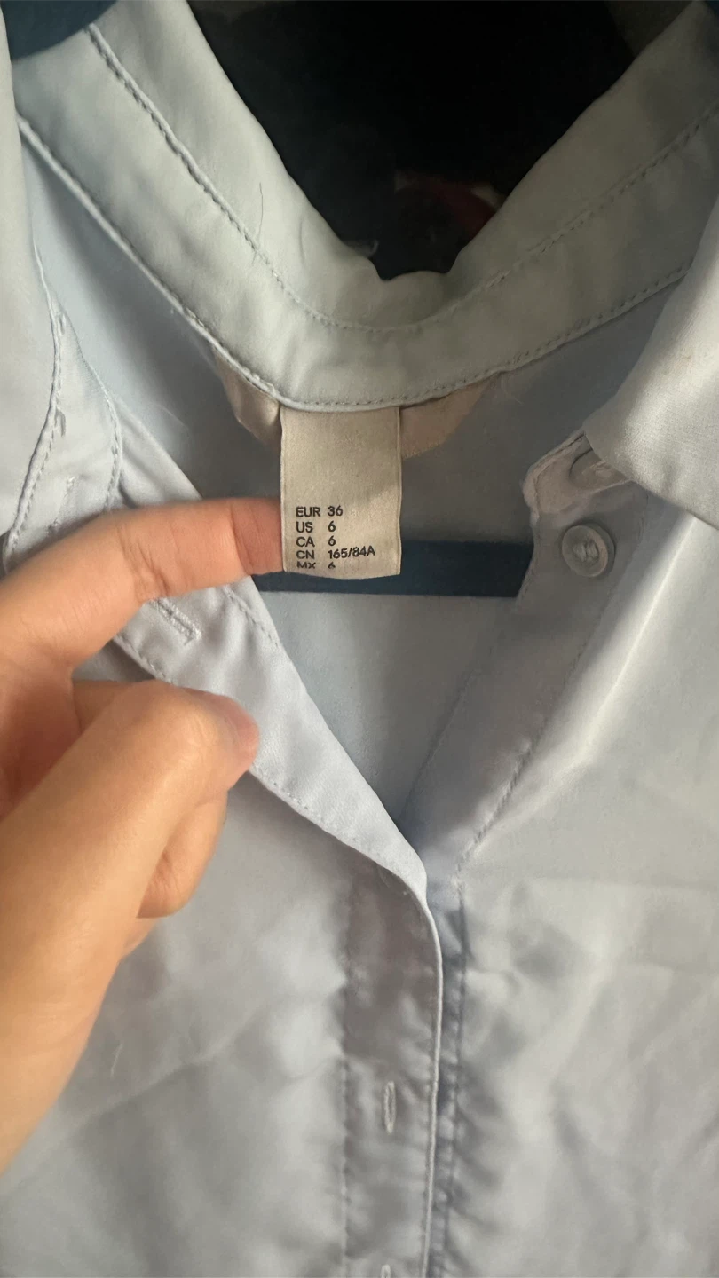 H&M Sleeveless Collared Shirt - Light Blue - photo 2