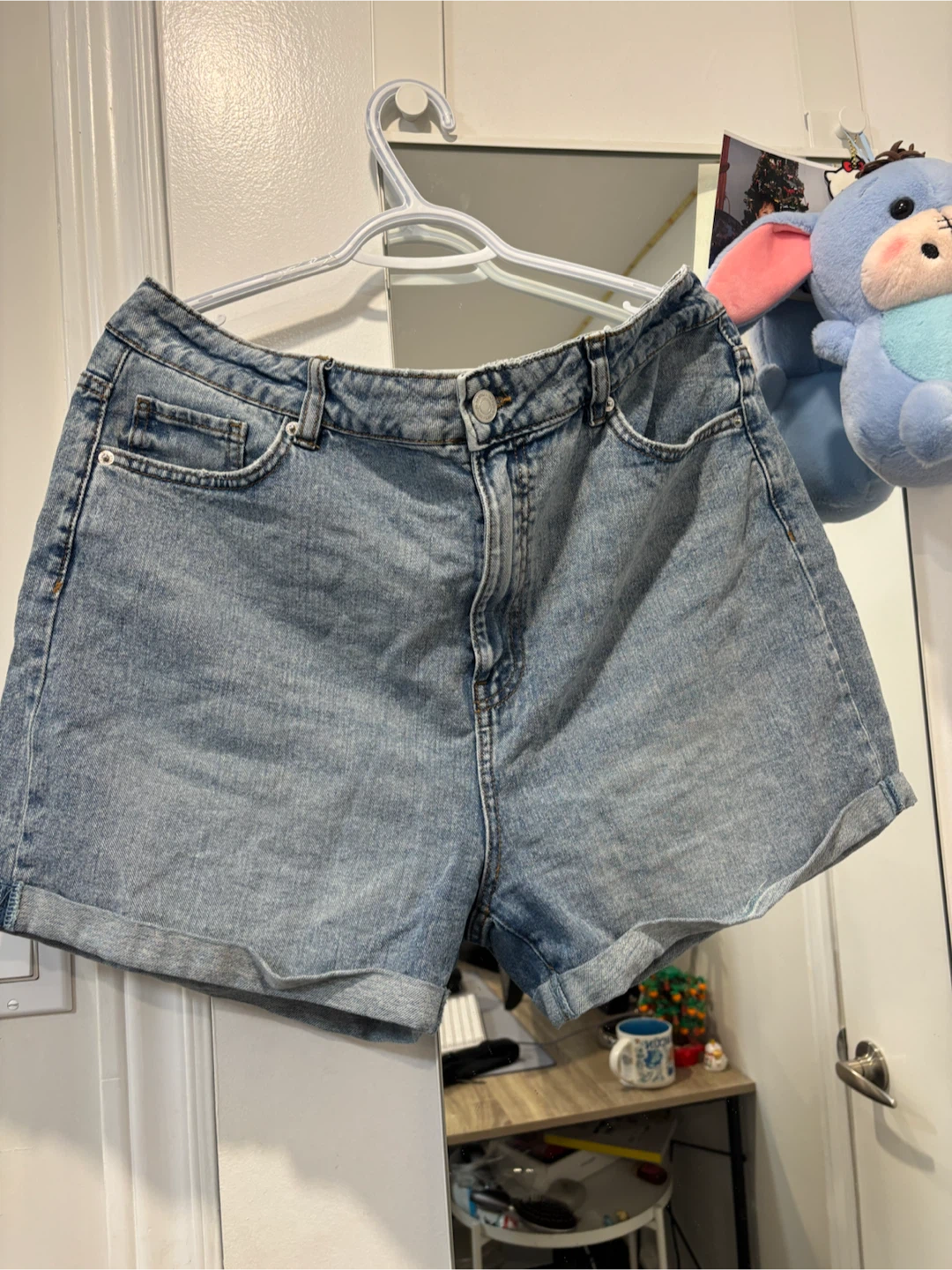 Uniqlo Denim Shorts - photo 2