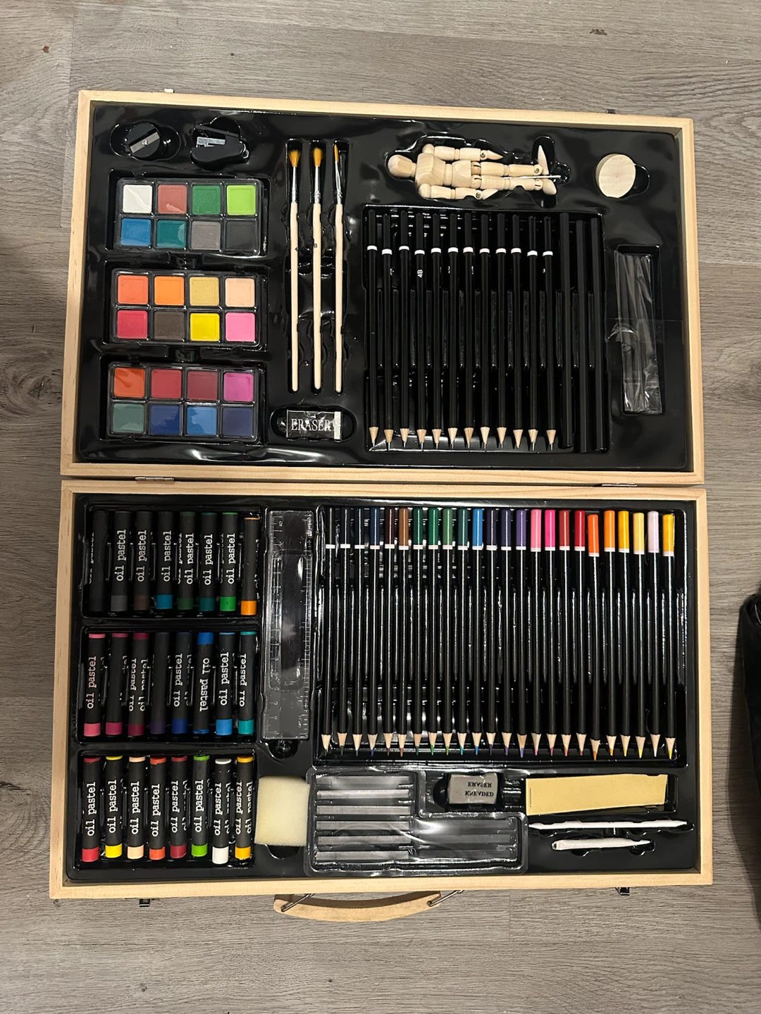 NEW Complete Art Set in Wooden Case – 100+ Pieces