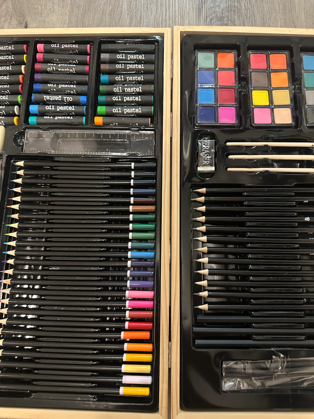 NEW Complete Art Set in Wooden Case – 100+ Pieces - photo 4