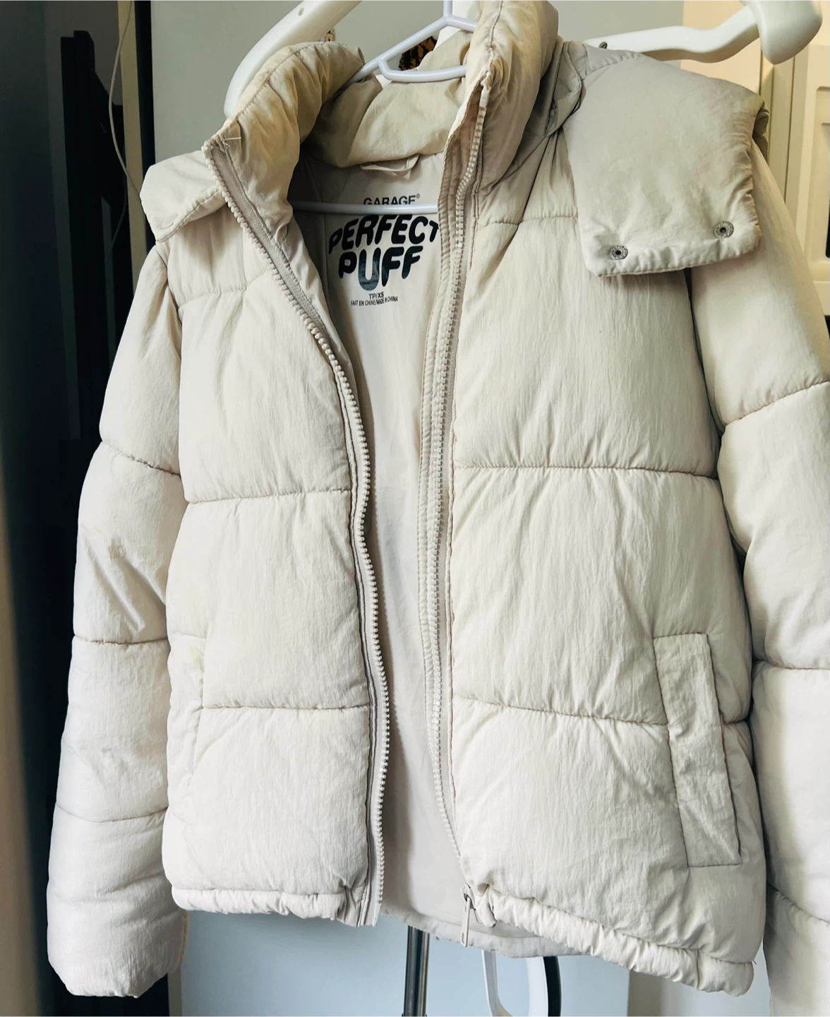 Puffer Jacket with removable Hood (XS) - Women