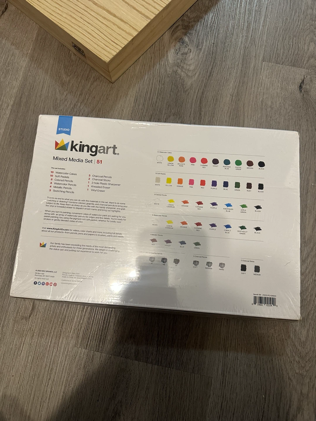 NEW KingArt 51-Piece Mixed Media Art Set - photo 4