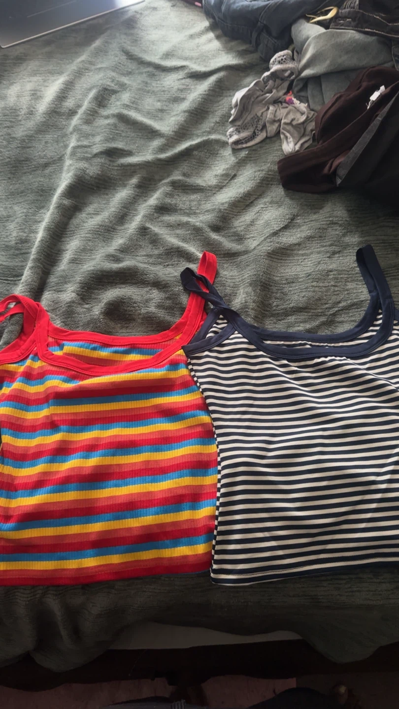 Two Girls Tank Tops - photo 2