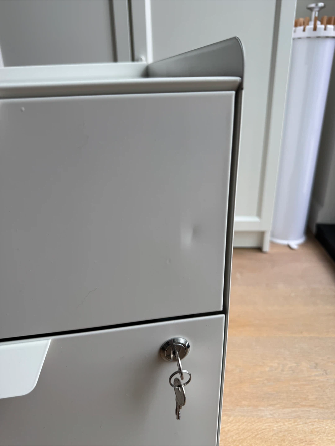 IKEA TROTTEN drawers on casters - photo 3