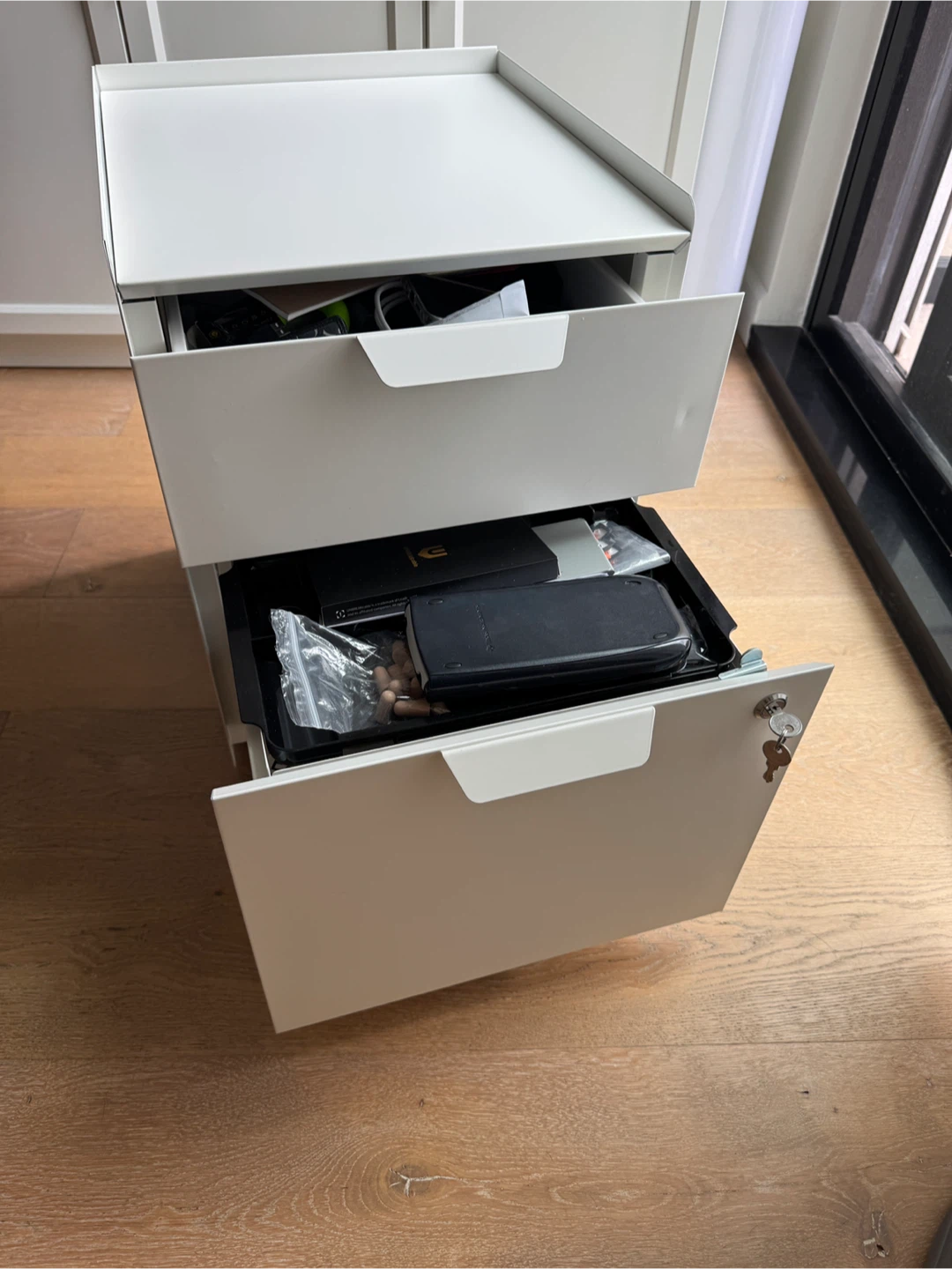 IKEA TROTTEN drawers on casters - photo 4