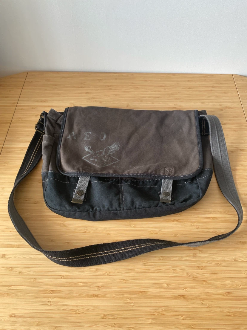 Durable American Eagle Messenger Bag - 100% Cotton