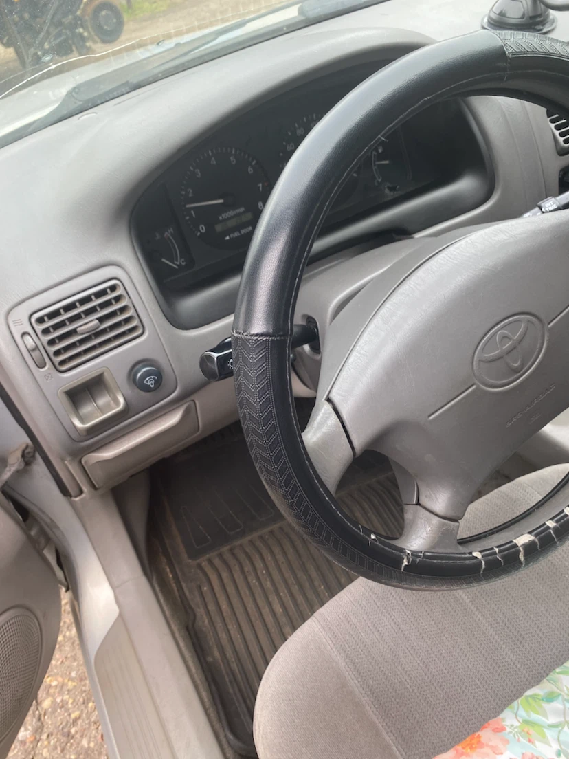 Silver Toyota Corolla CE - photo 4