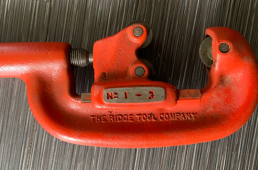 RIDGID 1-2 Pipe Cutter - photo 4