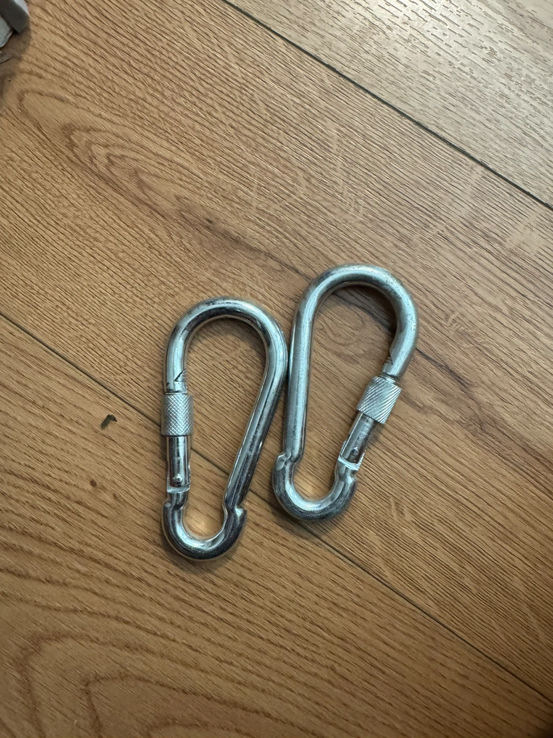 Lot of Carabiner Clips - photo 2