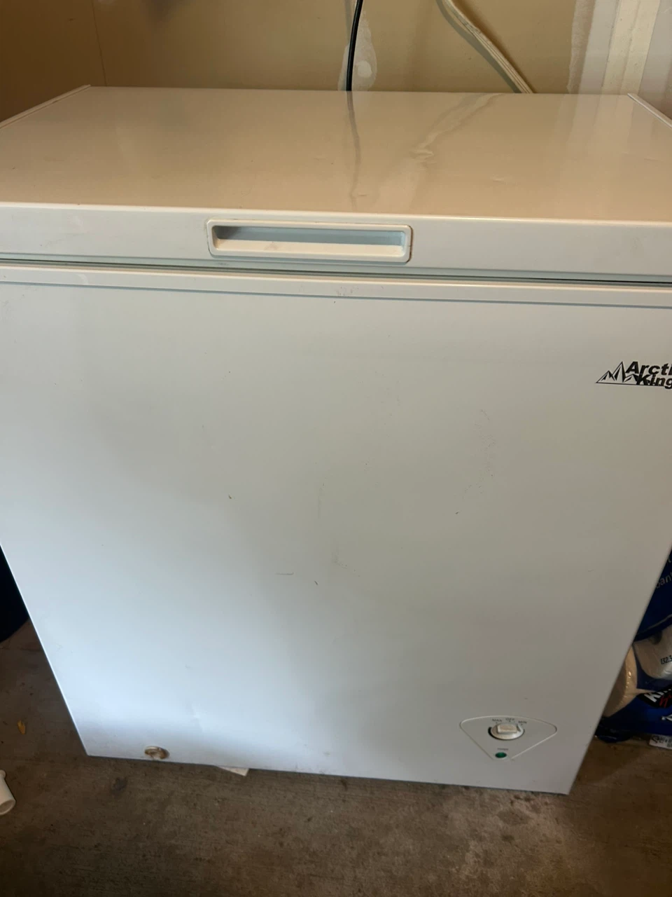 Arctic King 5.0 cu ft Freezer WHS-185C1W - photo 2