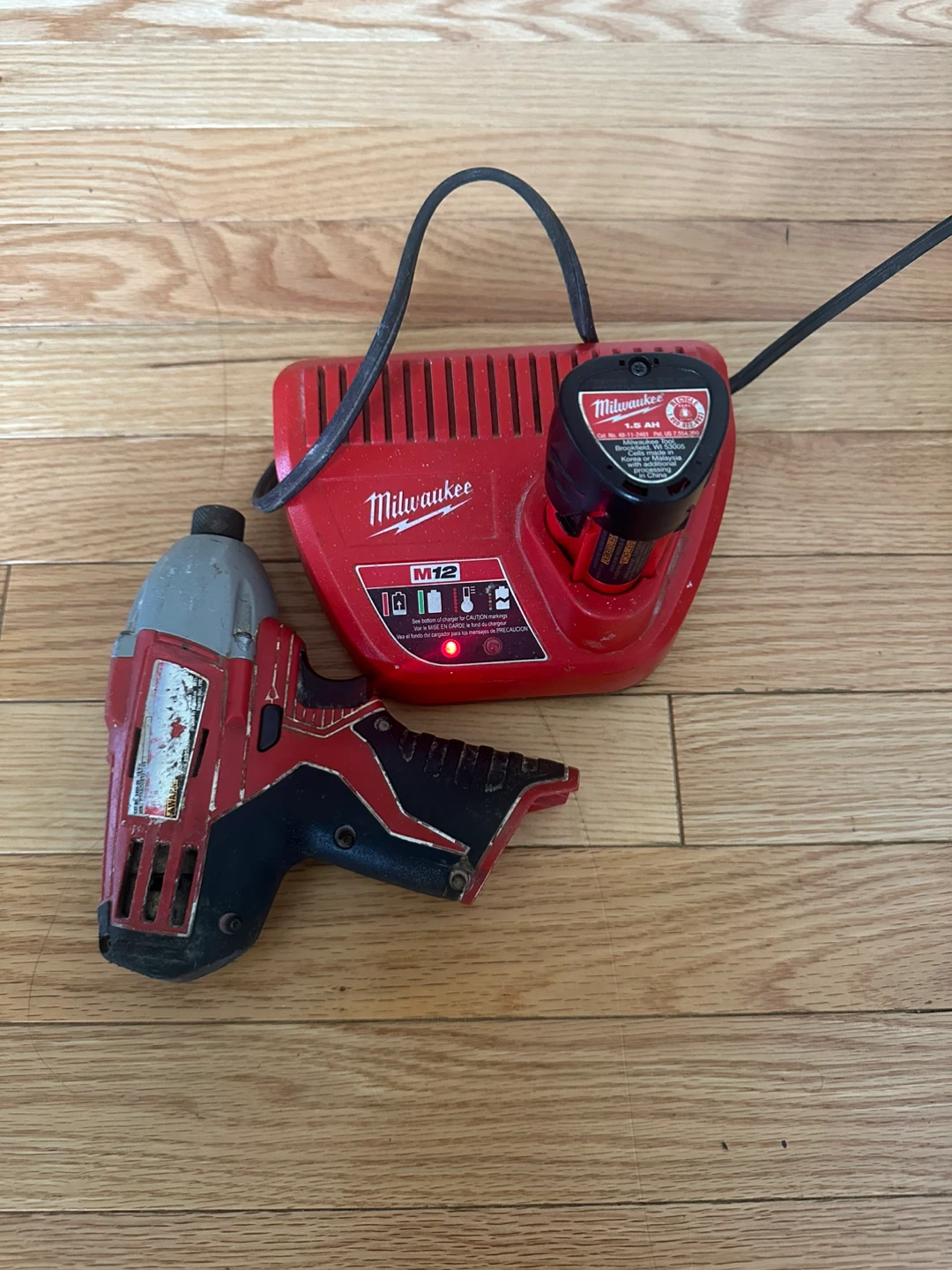 Milwaukee M12 Impact Wrench and Charger