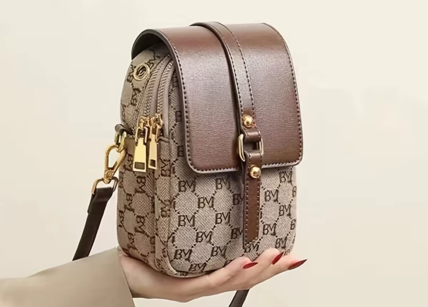 Women’s crossbody bags - photo 4