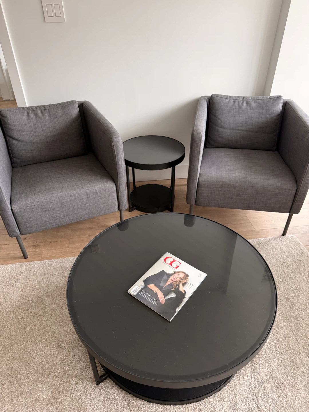 Grey Accent Chair with Throw Pillow - photo 3