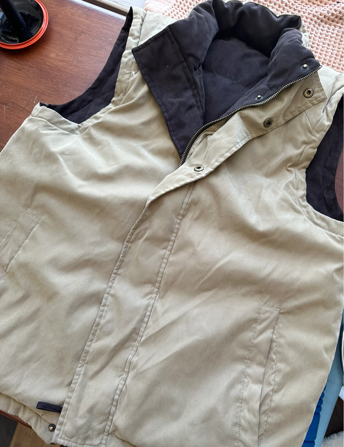 Reversible vest