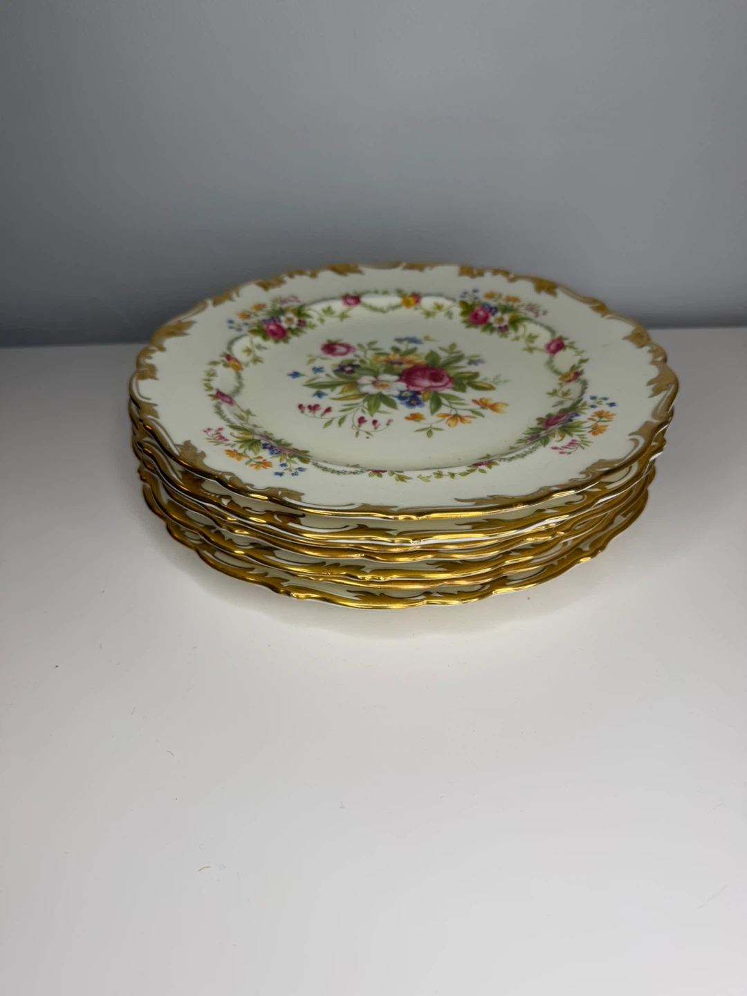 Set of 7 Vintage Hammersley "Lady Patricia" Plates (8") - photo 2